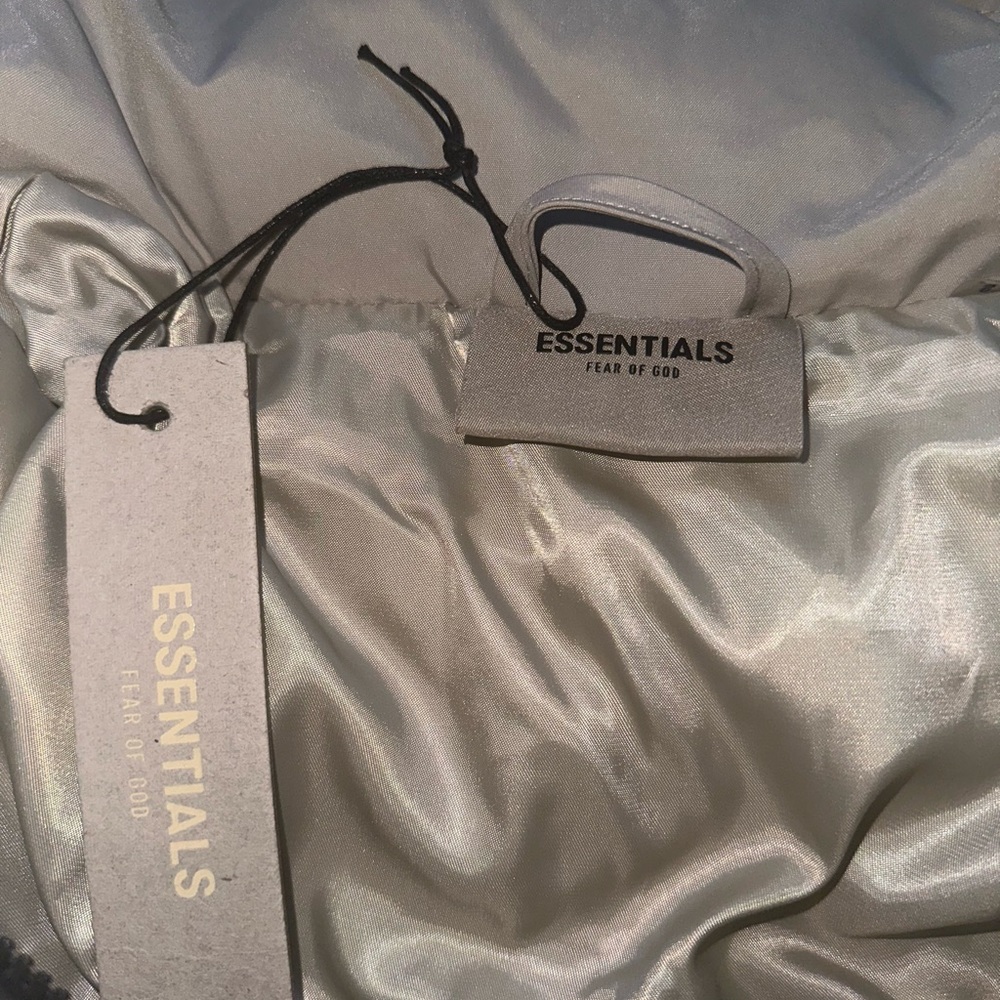 Essential puffer - Picture 9 of 10